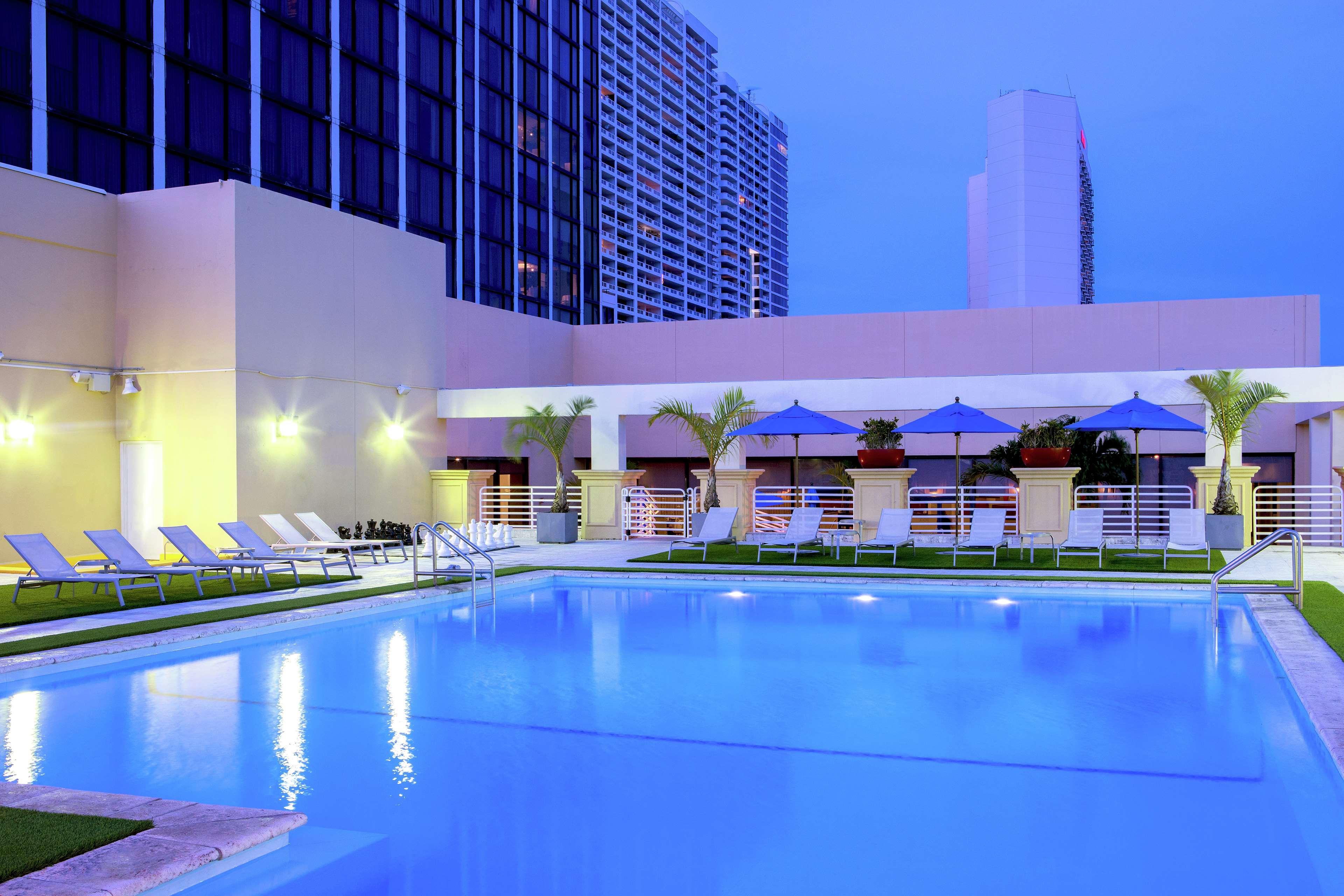 Hilton Miami Downtown Hotell Exteriör bild